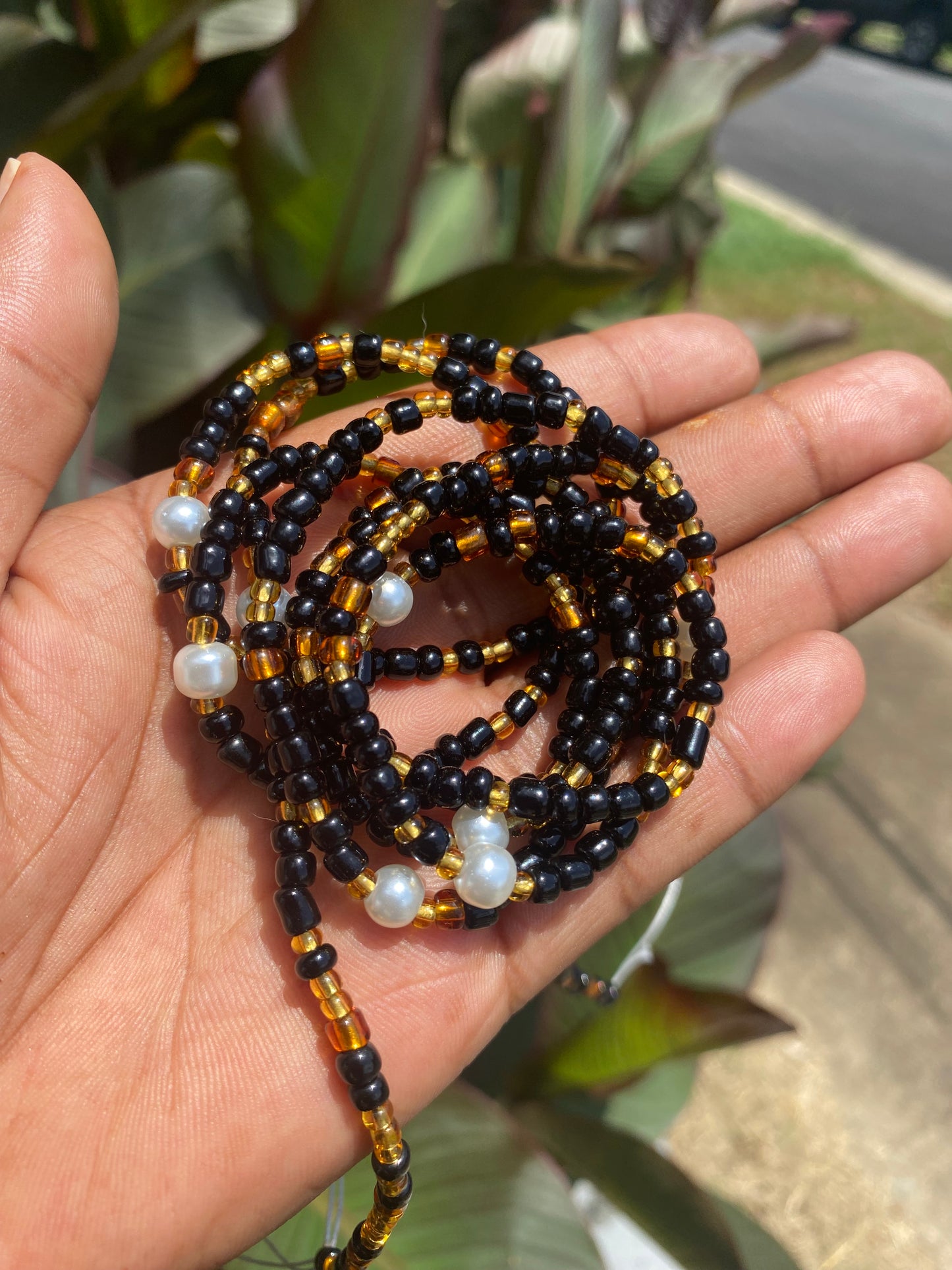 🌑✨ “Poised & Protected” Waist Bead – Elegance • Grounding • New Beginnings